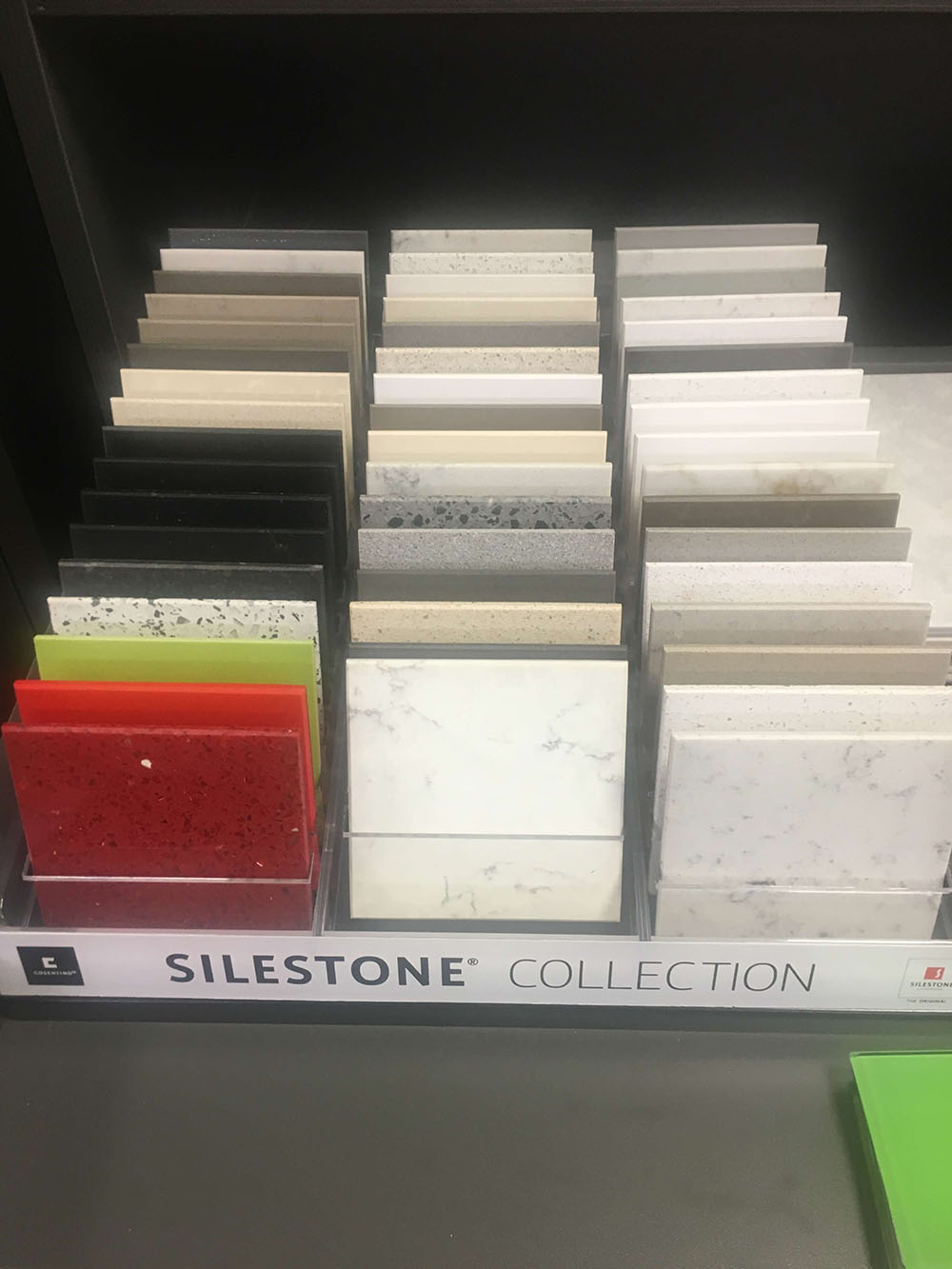 Encimeras de cuarzo para cocina | Cocinas y Mas | Compac y Silestone